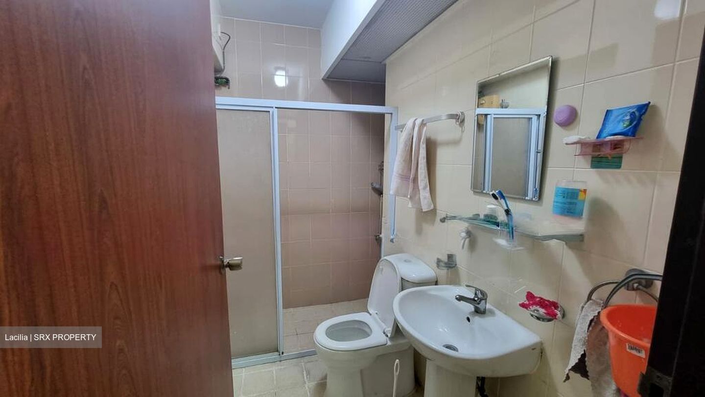 Blk 220C Linear Green @ Bedok (Bedok), HDB 4 Rooms #497833901